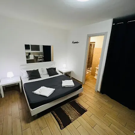 Caronda House Living